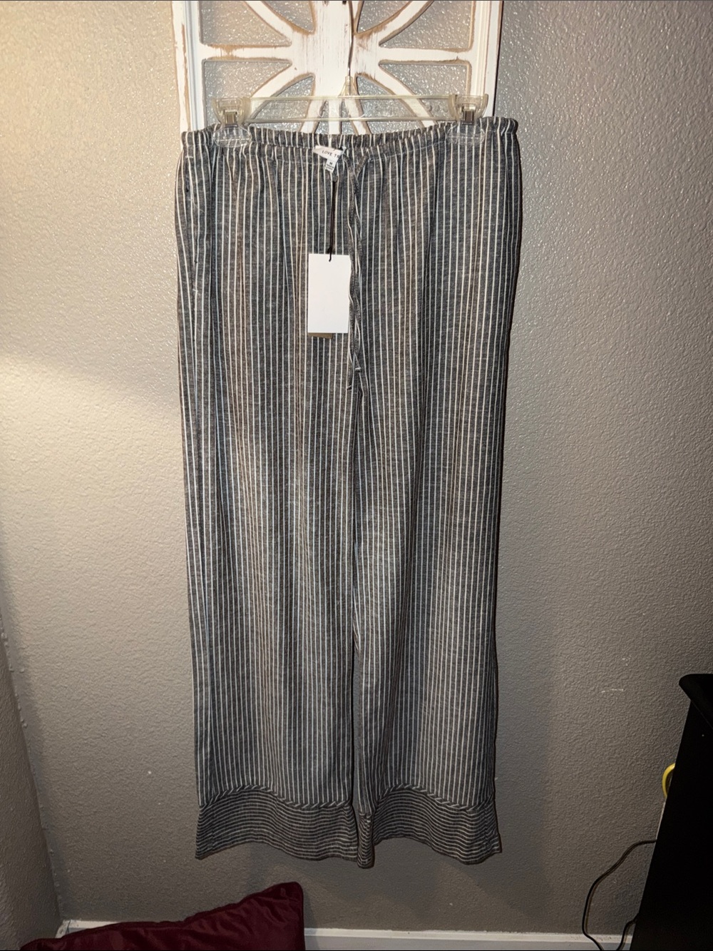 Love Tree ladies  Gray & White Striped